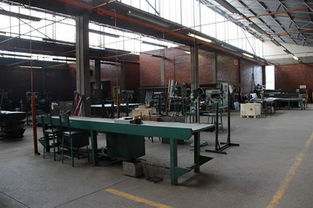 駐津巴布韋大使黃屏考察浪潮集團津巴布韋電腦組裝工廠 計算機系統集成與綜合布線的中非合作新典范